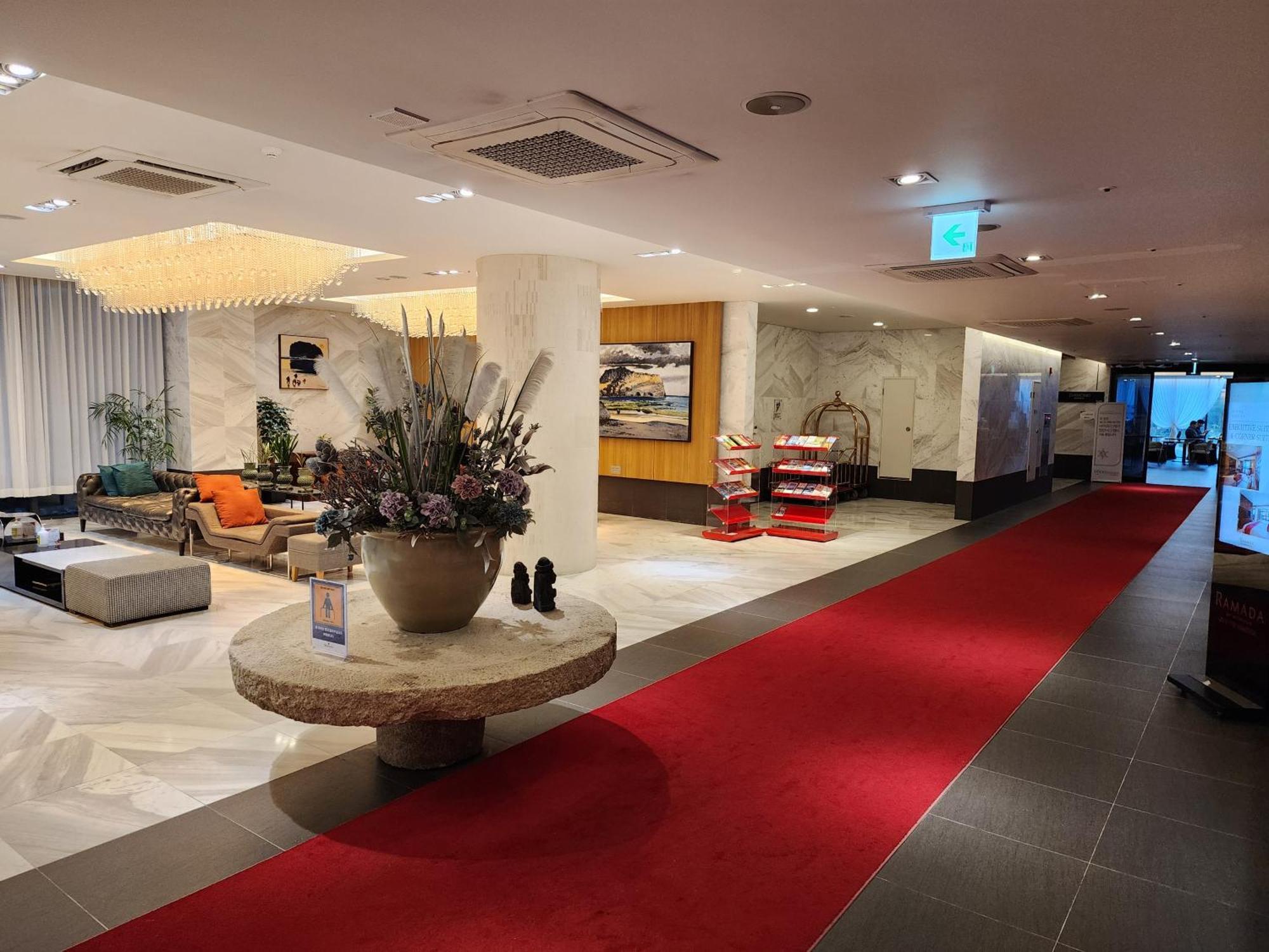 Ramada By Wyndham Jeju Hamdeok Ξενοδοχείο Εξωτερικό φωτογραφία