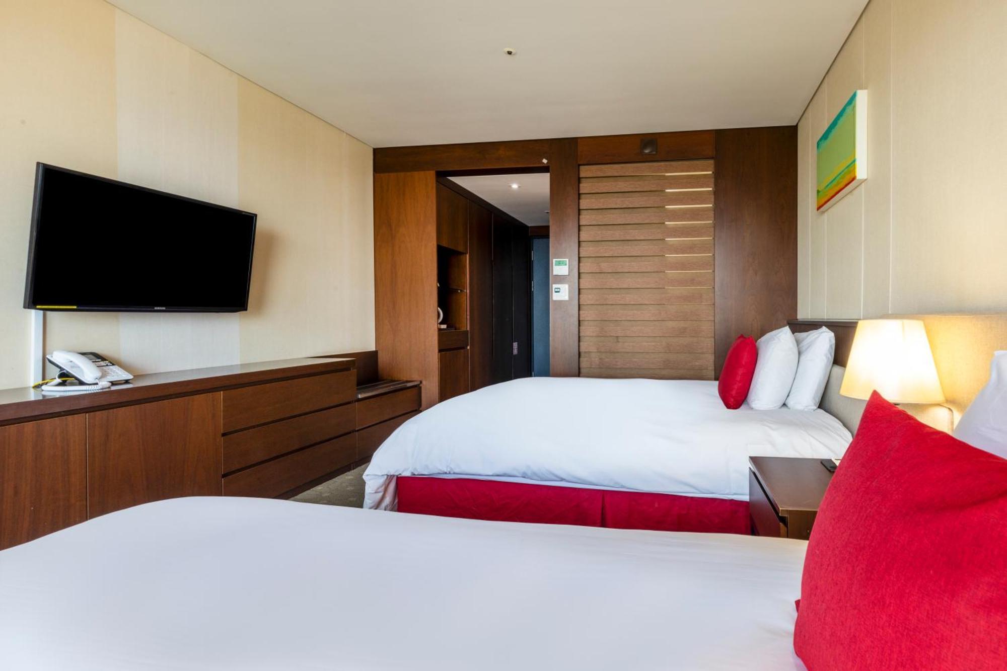 Ramada By Wyndham Jeju Hamdeok Ξενοδοχείο Εξωτερικό φωτογραφία