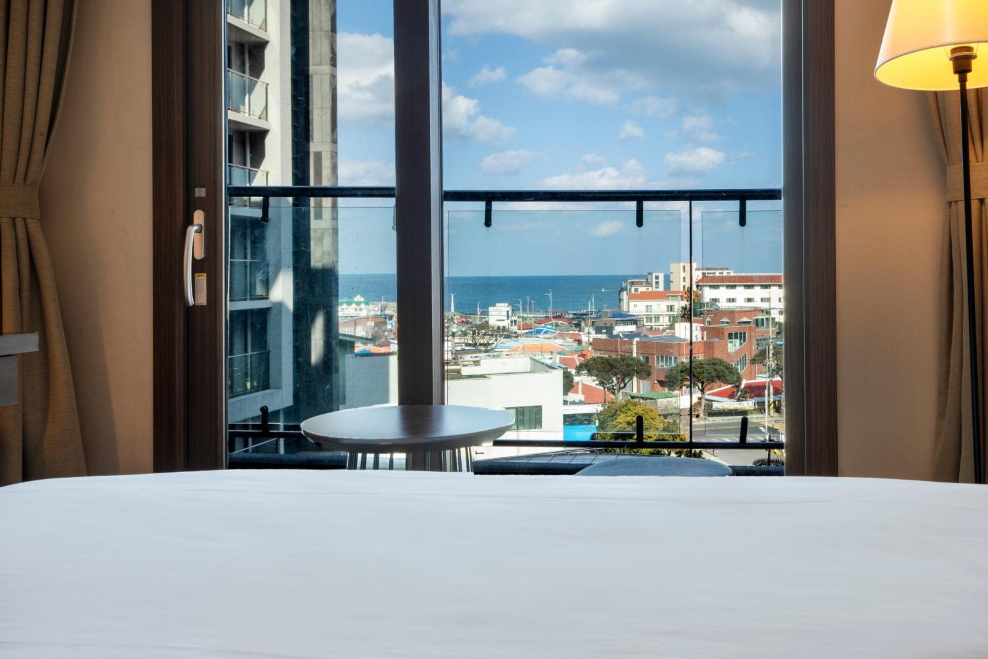 Ramada By Wyndham Jeju Hamdeok Ξενοδοχείο Εξωτερικό φωτογραφία