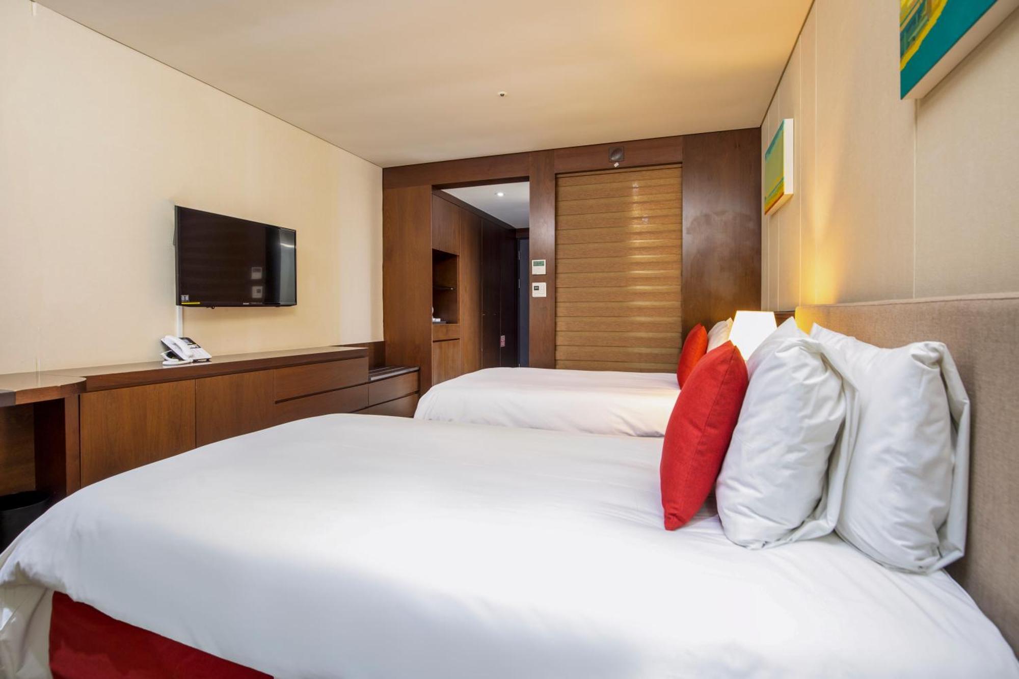 Ramada By Wyndham Jeju Hamdeok Ξενοδοχείο Εξωτερικό φωτογραφία